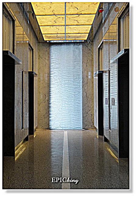全聯企業總部梯間迎賓藝術透光水幕開放封閉空間