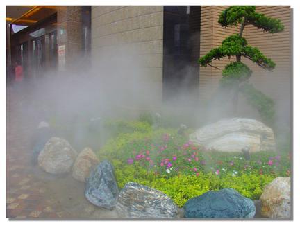 餐廳庭園景觀降溫效果明顯