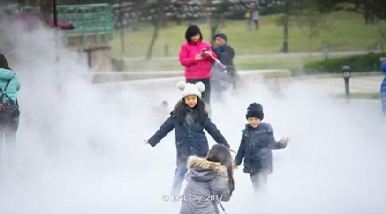 在傳藝迷霧森林為一對可愛兒女留下可愛的童年回憶